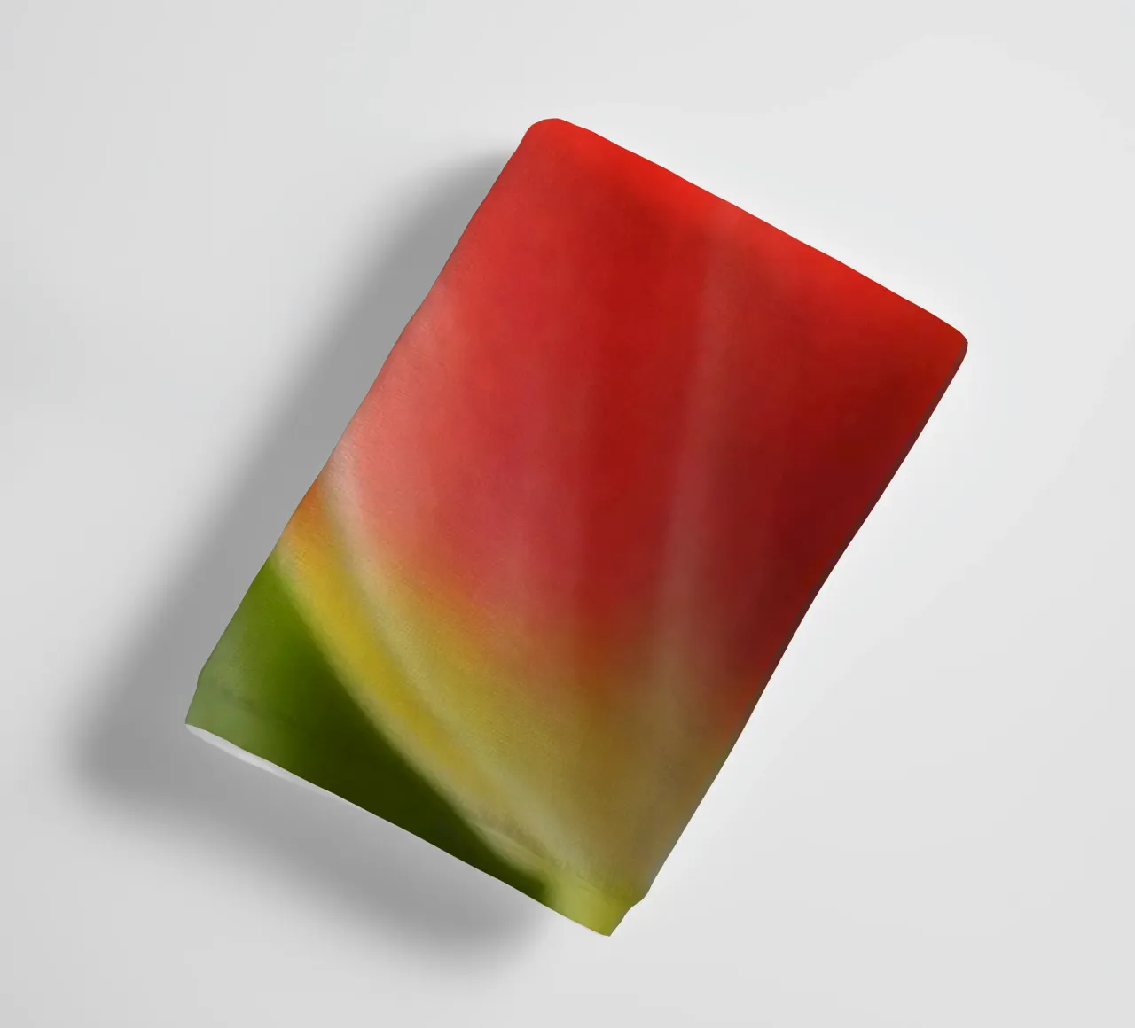 Due tulipani rosso-arancio in una ripresa macro asciugamano da bagno da Something for you