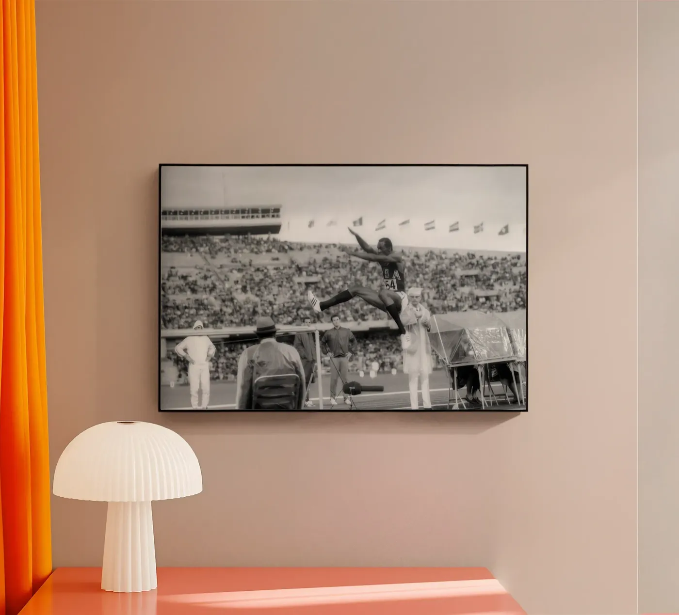 Robert Beamon nel 1968 plexiglass da sera SHop