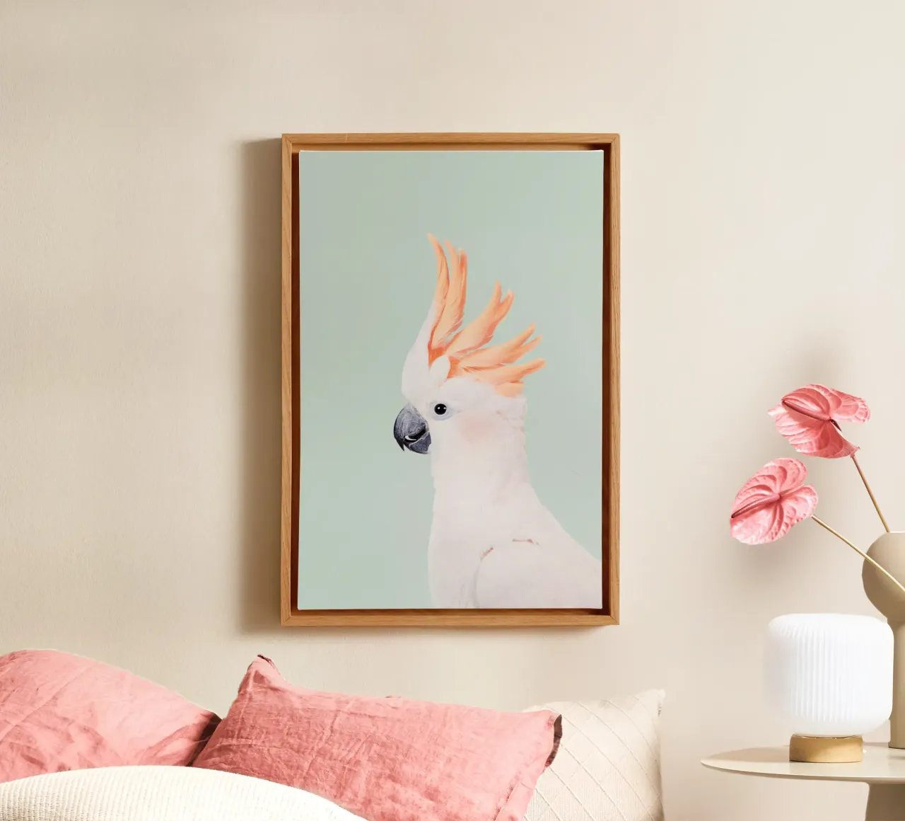 Cacatua su menta tela con Cornice a cassetta da Kathrin Pienaar