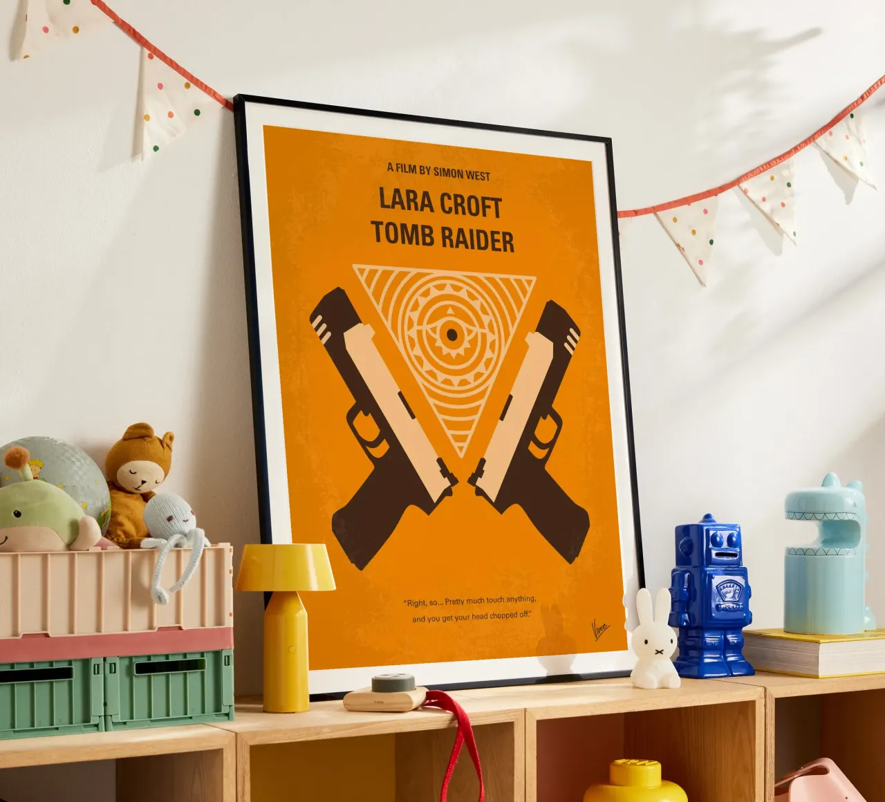 No209 Lara Croft Tomb Raider minimal movie poster poster con telaio in plastica da Chungkong