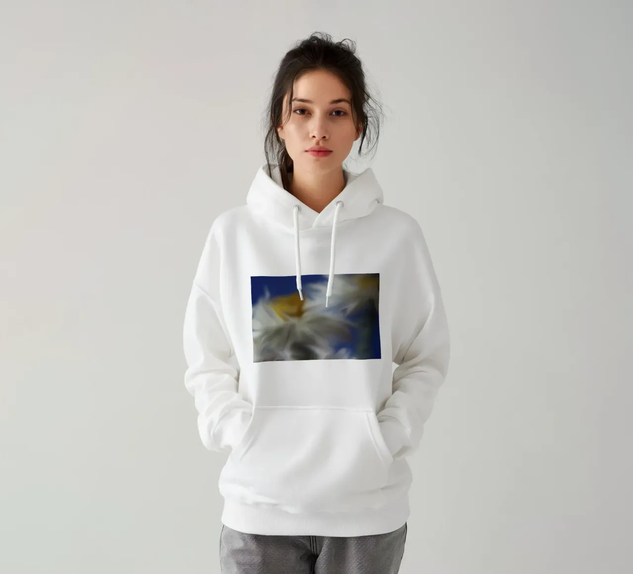 Due fiori sfocati artisticamente felpa con cappuccio da Something for you