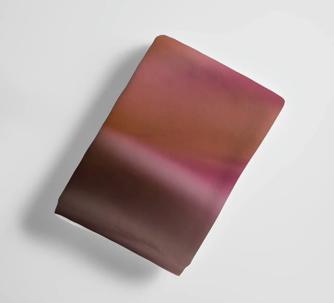 Piccolo fiore rosa sfocato artisticamente asciugamano da bagno da Something for you