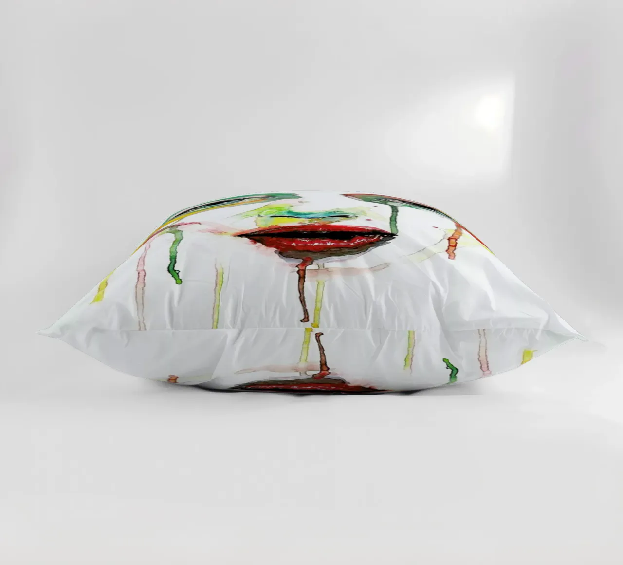 Crying Green cuscino da Mathilde Olsen