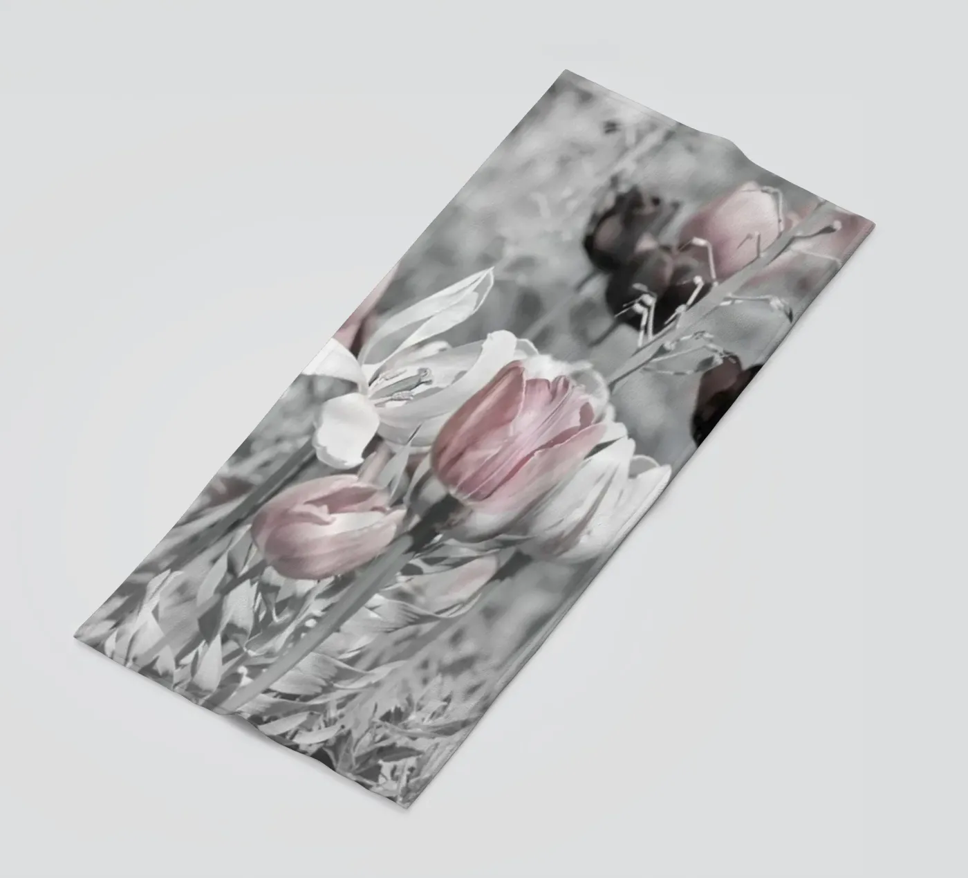 Tulpen Strandtuch von Atteloi