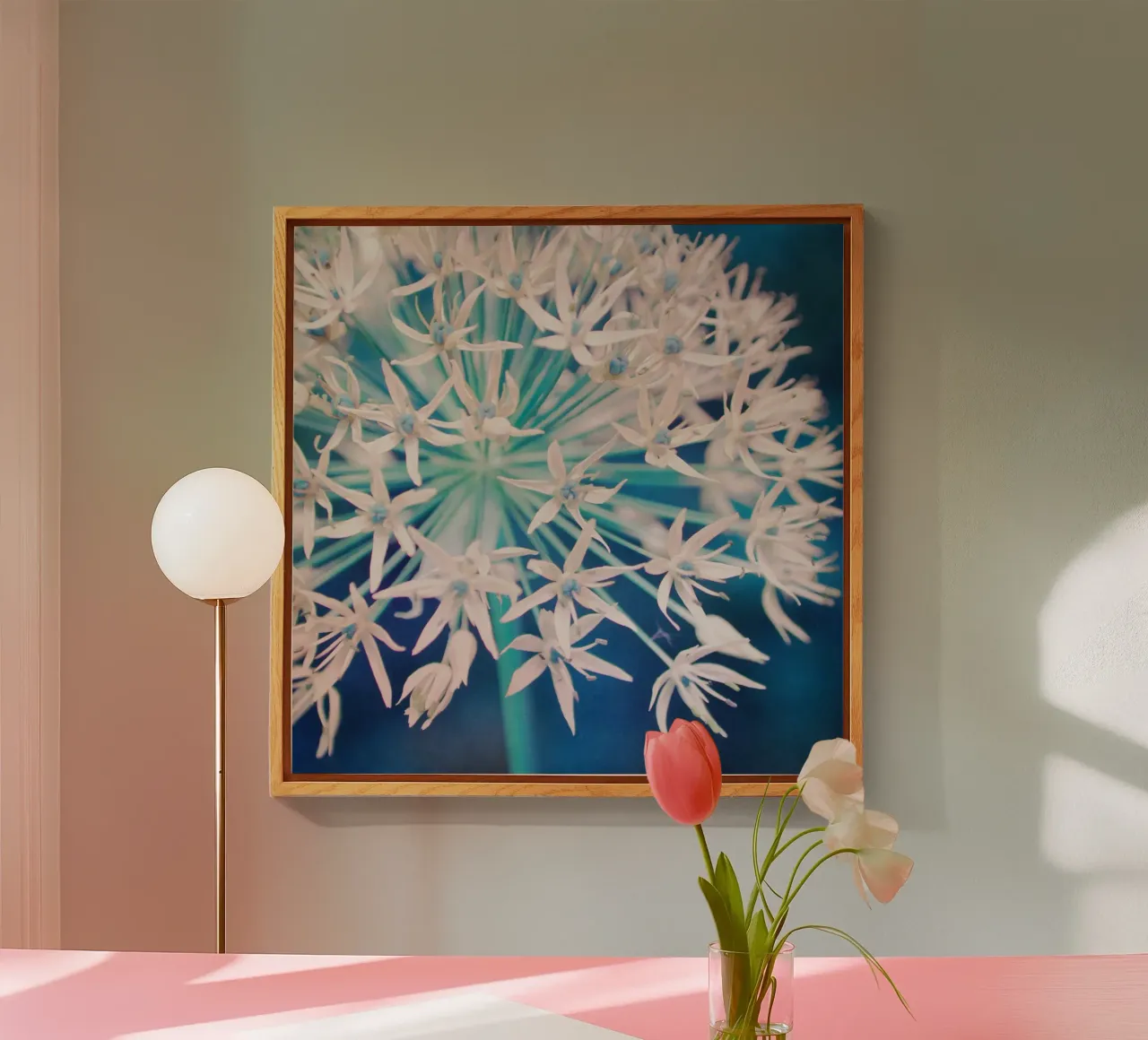 Allium acrylic glass by Visuelle Poesie am Wegesrand