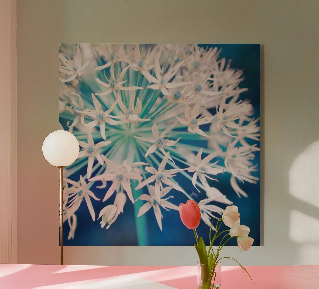 Allium acrylic glass by Visuelle Poesie am Wegesrand