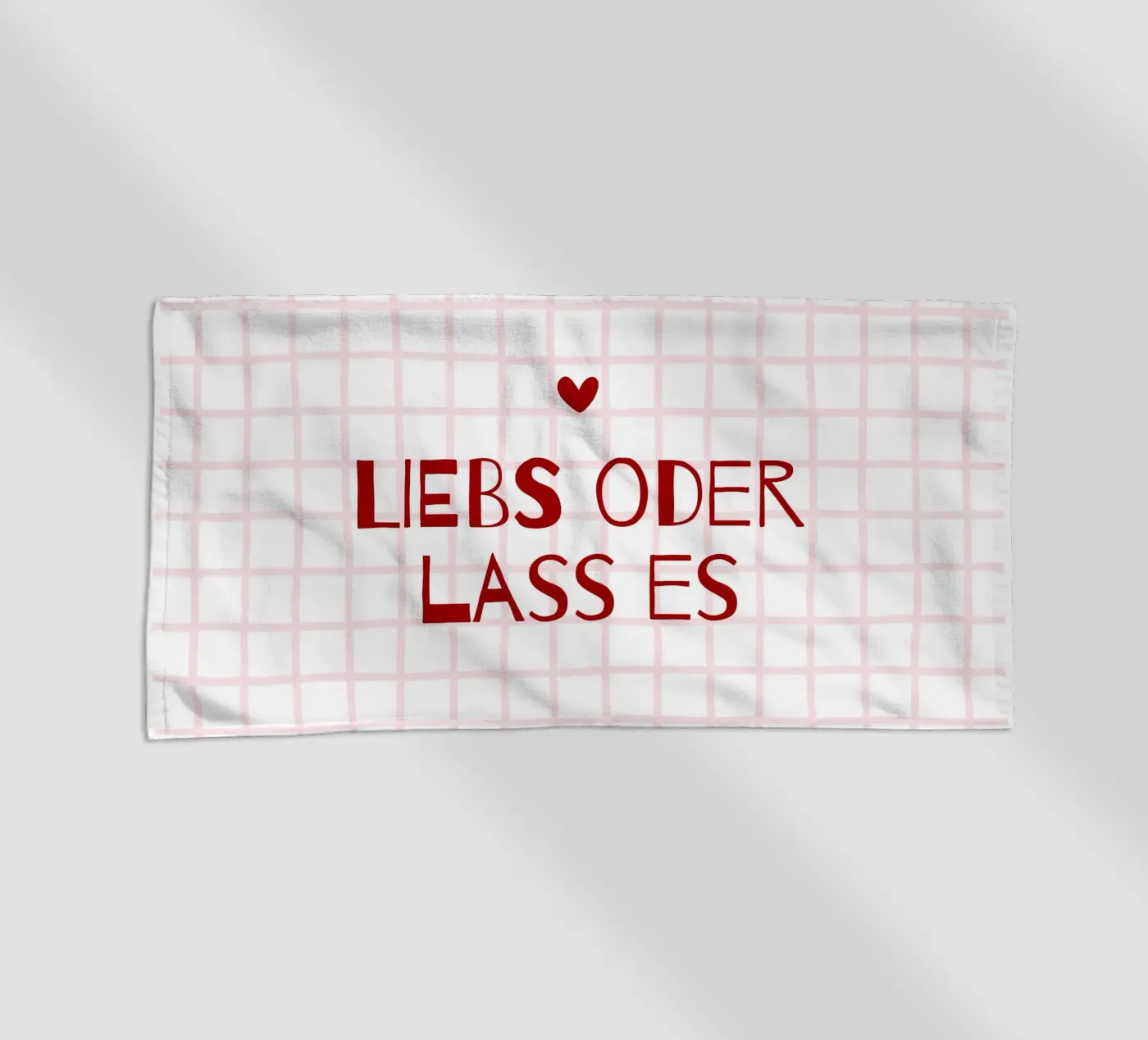 Liebs oder lass es Strandtuch von CSK DESIGN