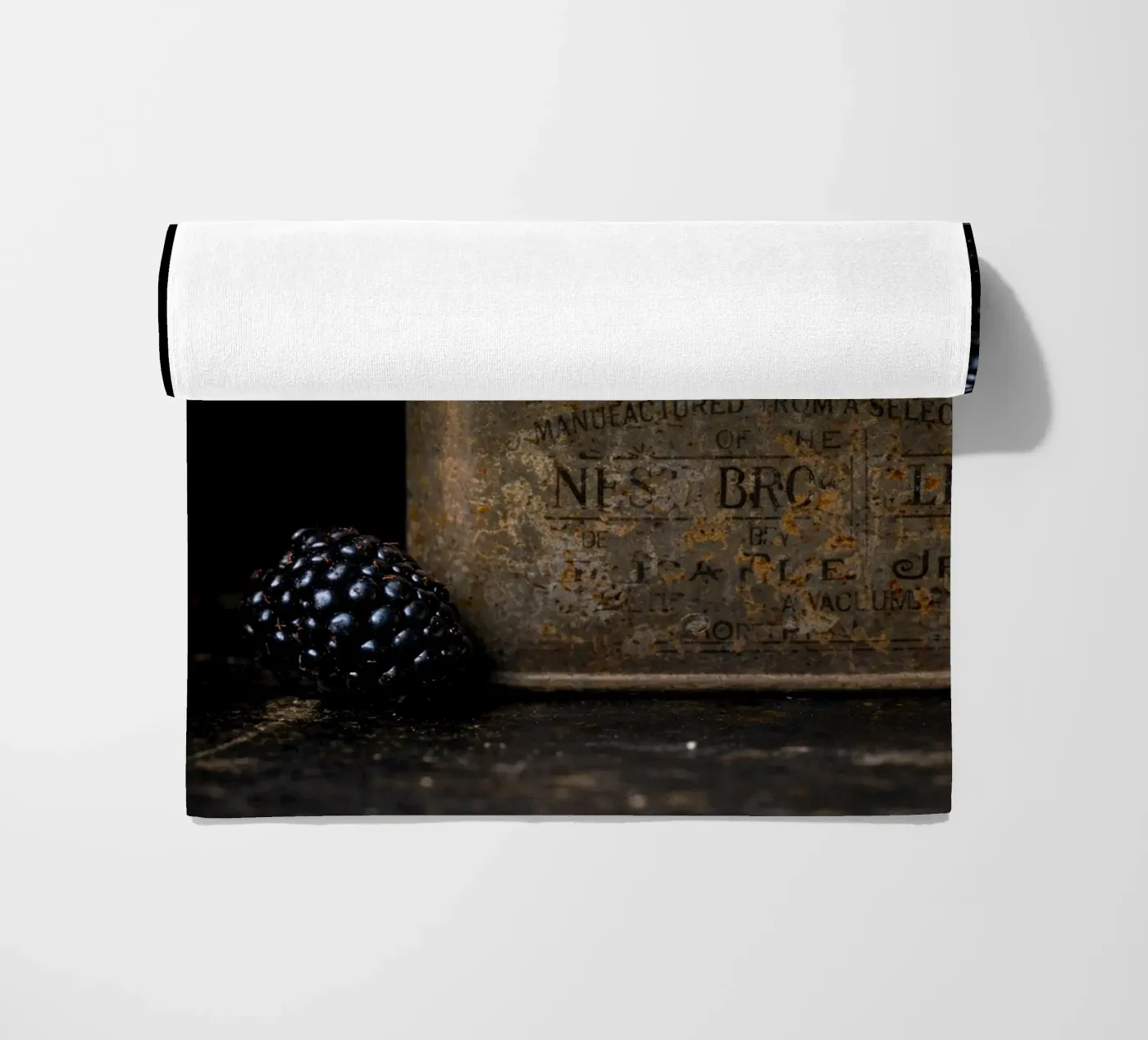 blackberry Strandtuch von PASMING