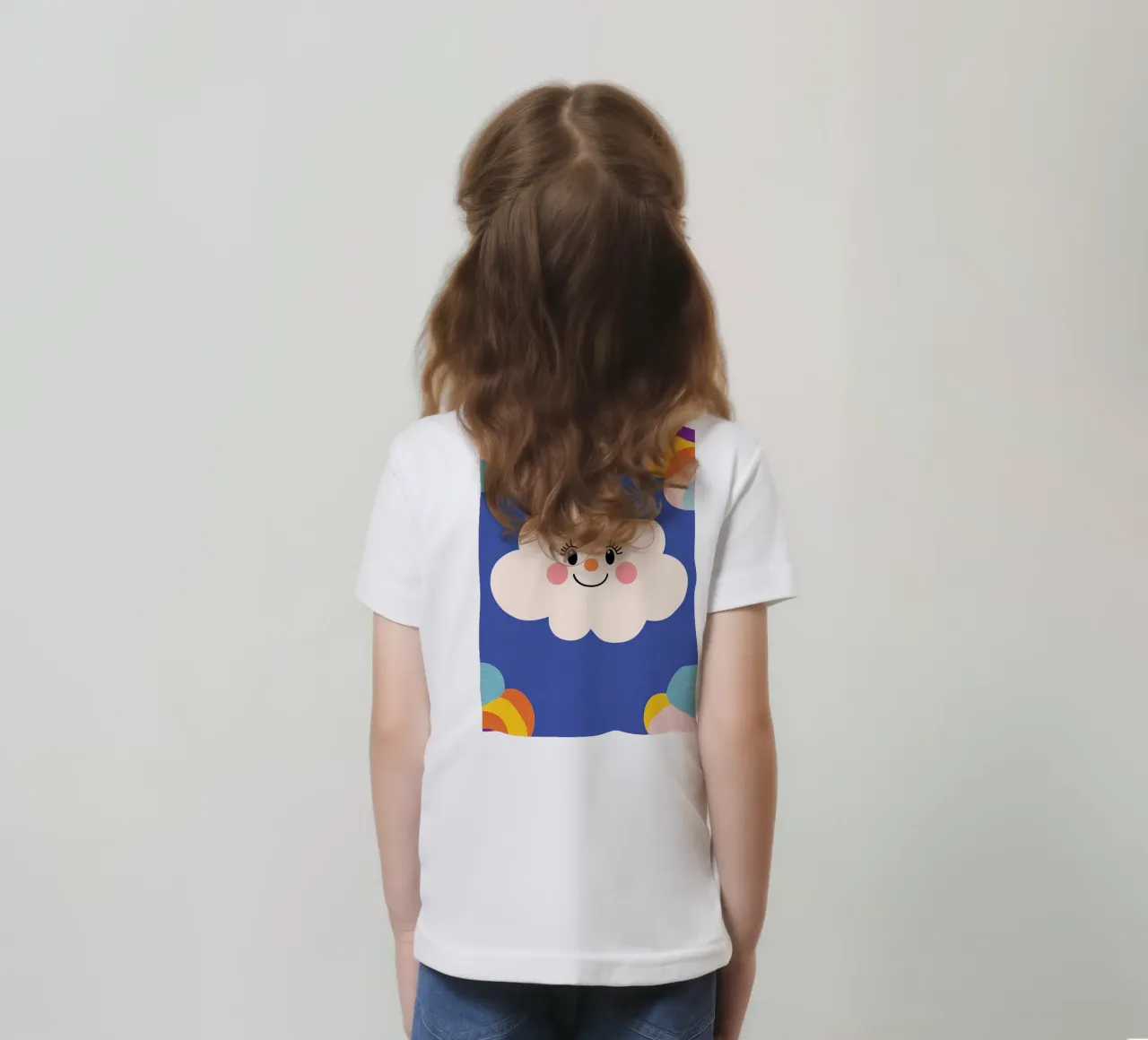 Nuvola sorridente t-shirt bambini da Little Art Lab