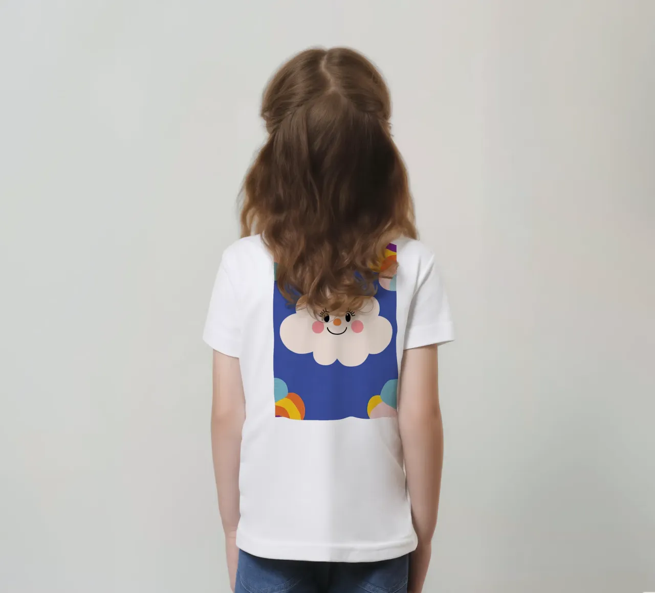 Nuvola sorridente t-shirt bambini da Little Art Lab