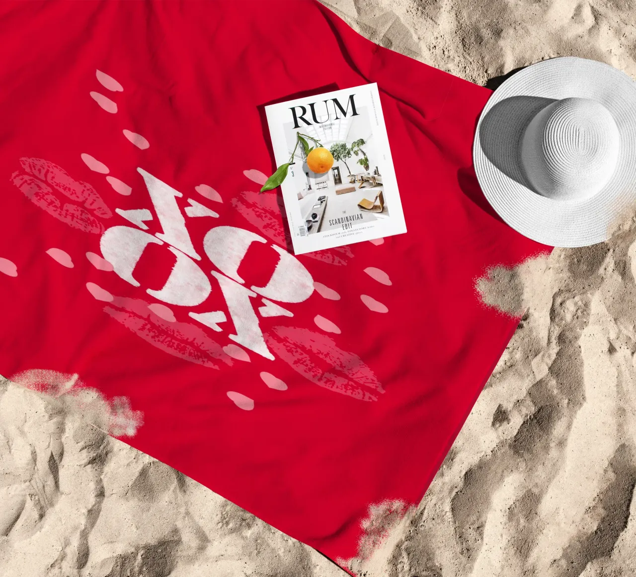 Hugs and Kisses beach towel by meikekohls