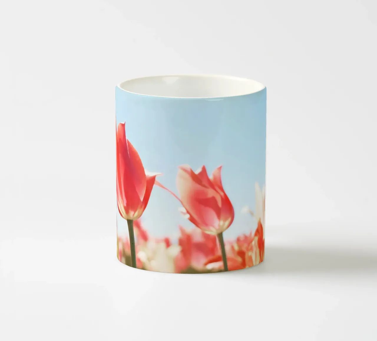 Sway tazza in ceramica da Morgan Kendall