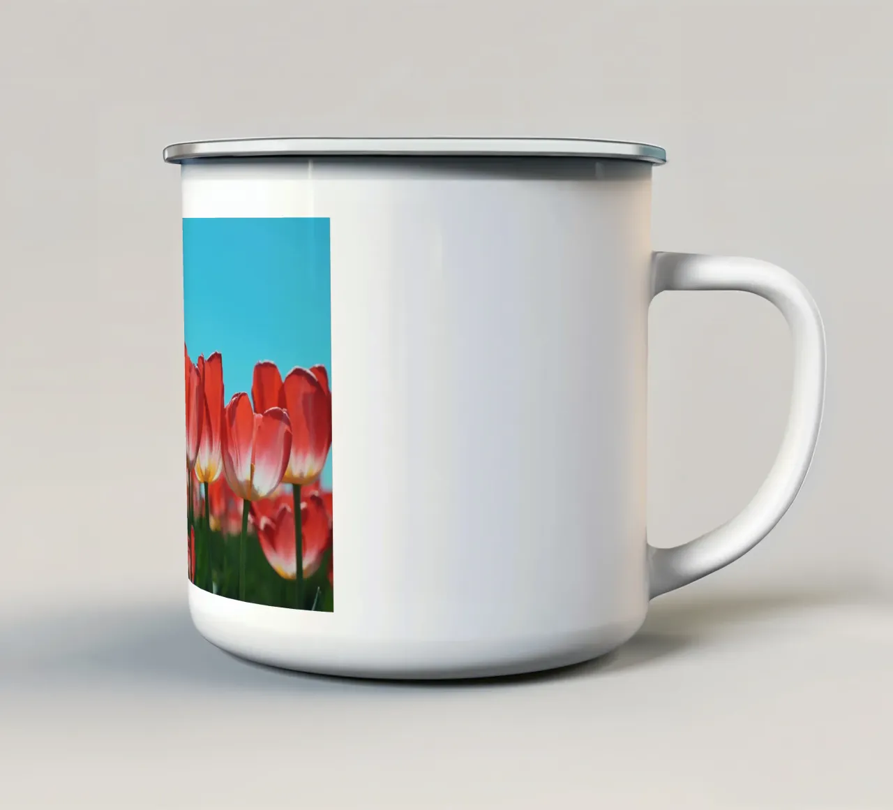 Tulip Row tazza in smalto da Morgan Kendall
