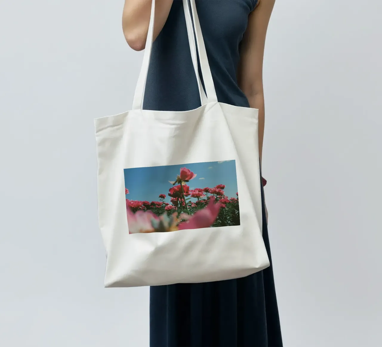 Through the Fields borsa in juta da Morgan Kendall