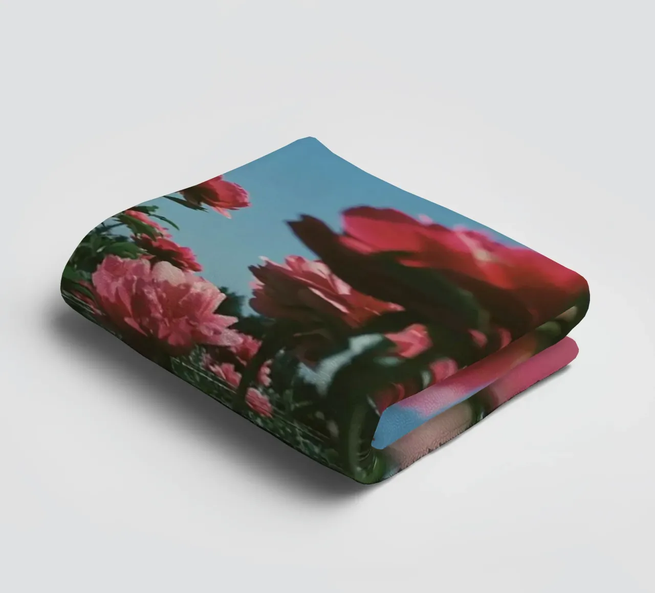 Through the Fields asciugamano da bagno da Morgan Kendall