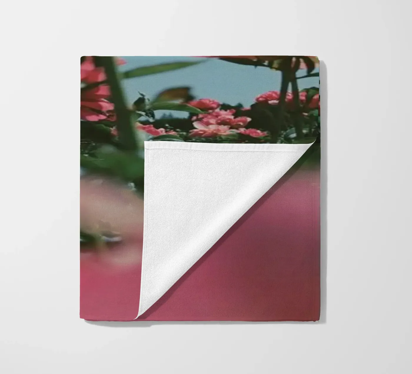 Through the Fields serviette de plage de Morgan Kendall