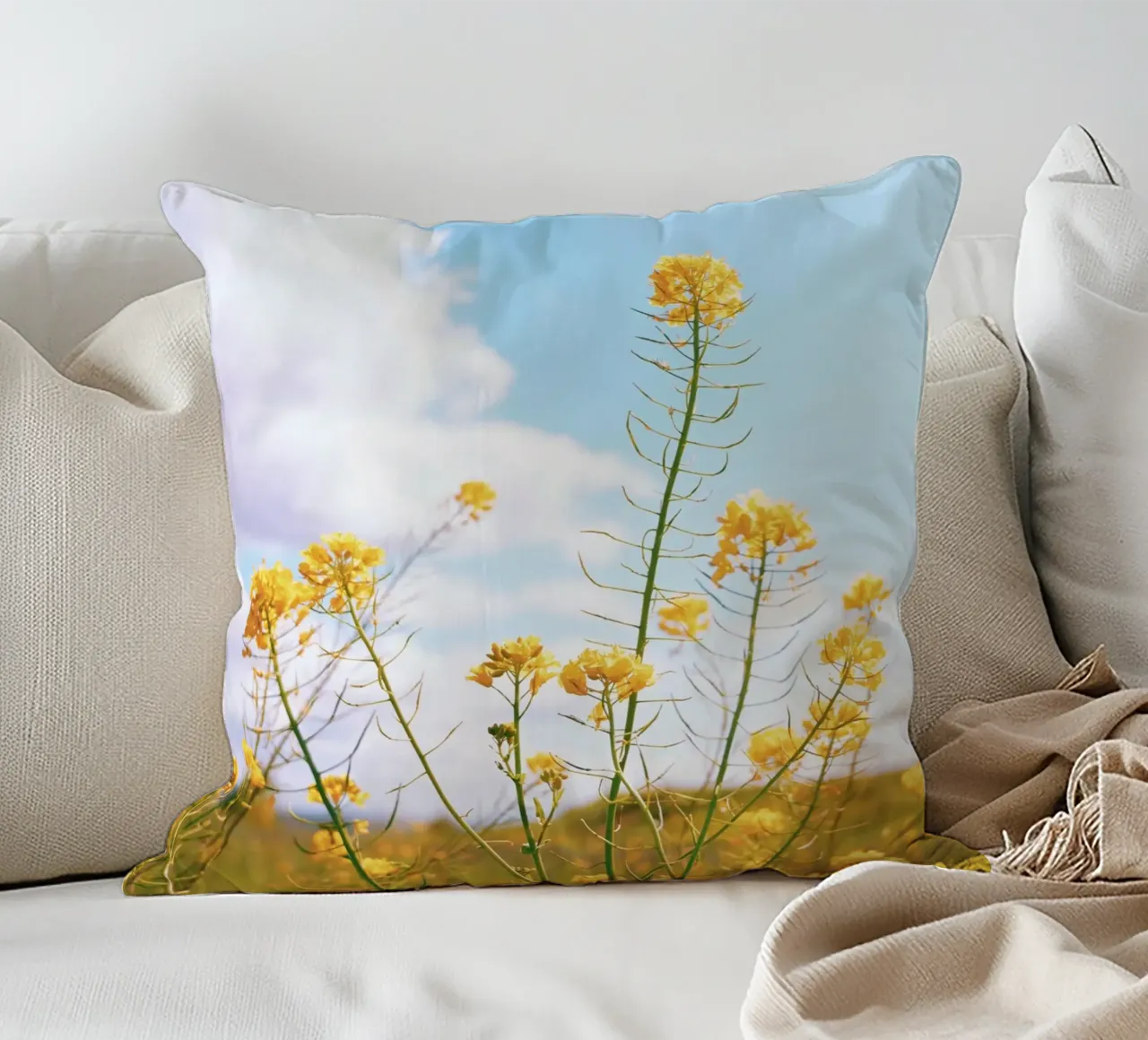 Mellow Yellow cuscino da Morgan Kendall