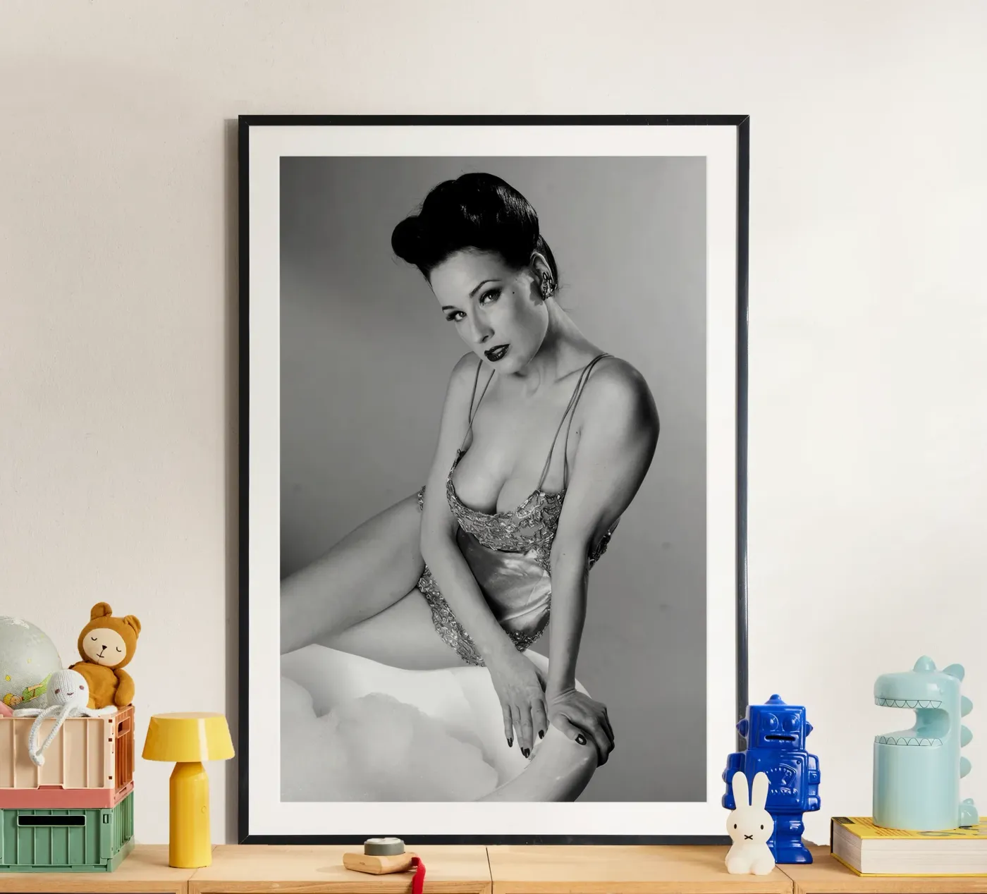 Dita Von Teese poster van NICE CHOICE