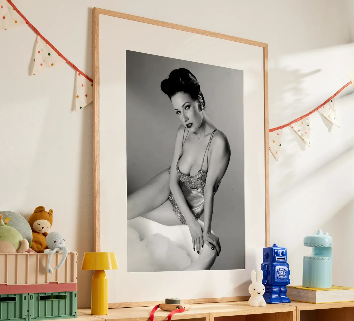 Dita Von Teese poster van NICE CHOICE