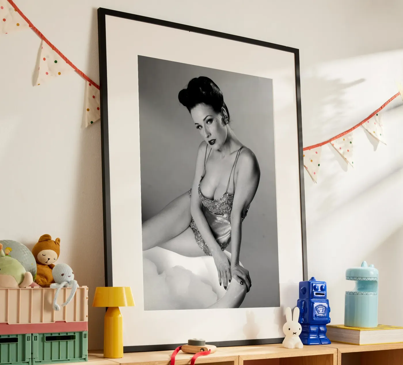 Dita Von Teese poster van NICE CHOICE