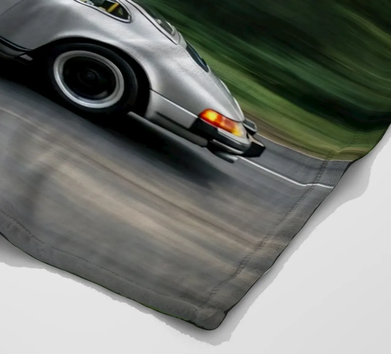 vintage old car Fleecedecke von the gunduls