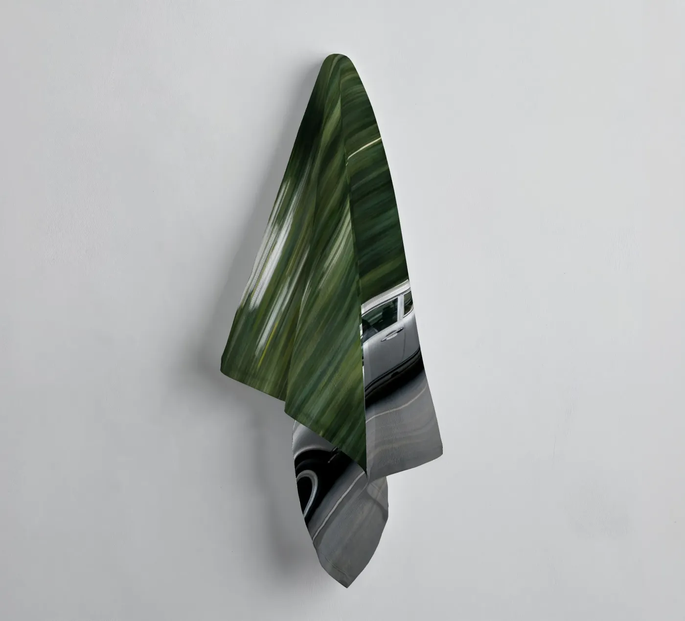 vintage old car asciugamano da bagno da the gunduls