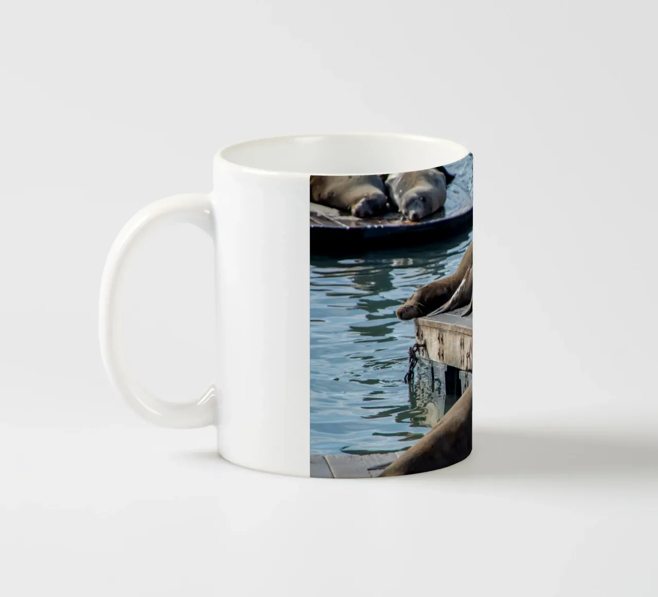 Sleeping seal tazza in ceramica da anderm