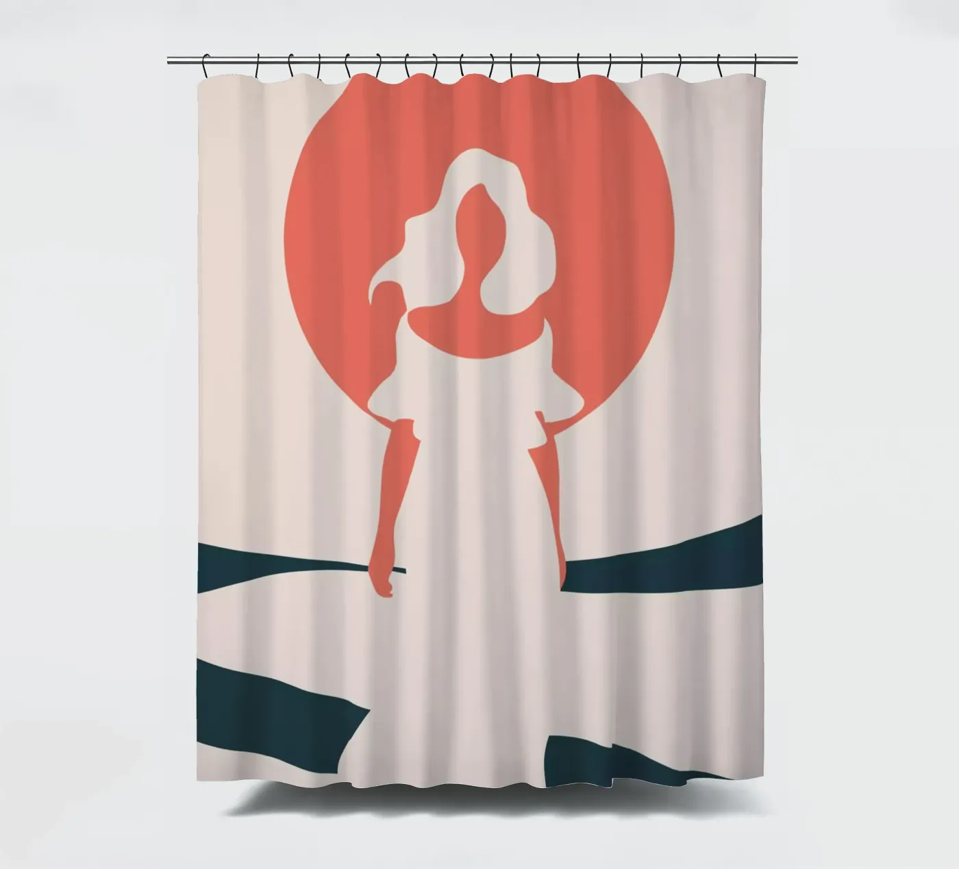 Chasing Daylight Duschvorhang von Soleil Basque