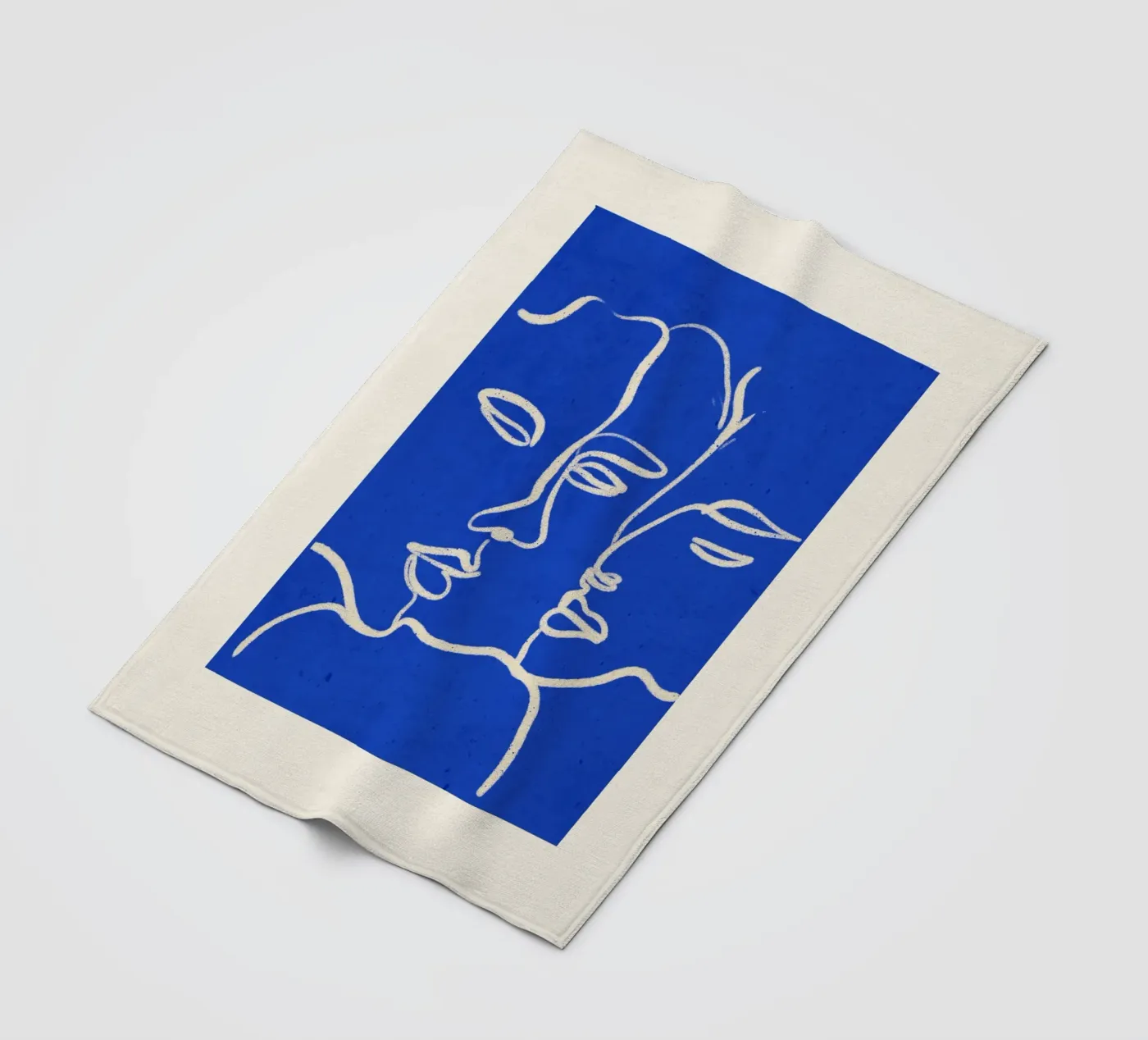Tre volti coperta in pile da ThingDesign