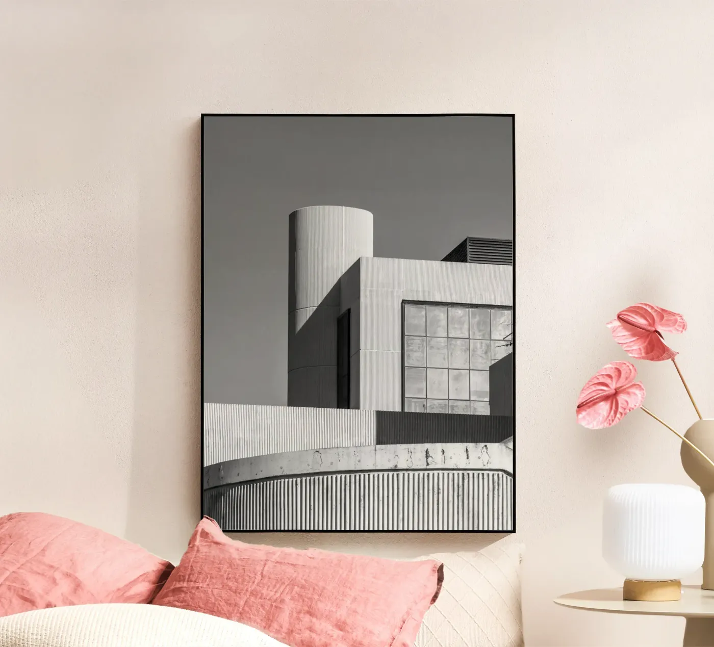 Clear Sky over Building Bw plexiglas de PERSIE