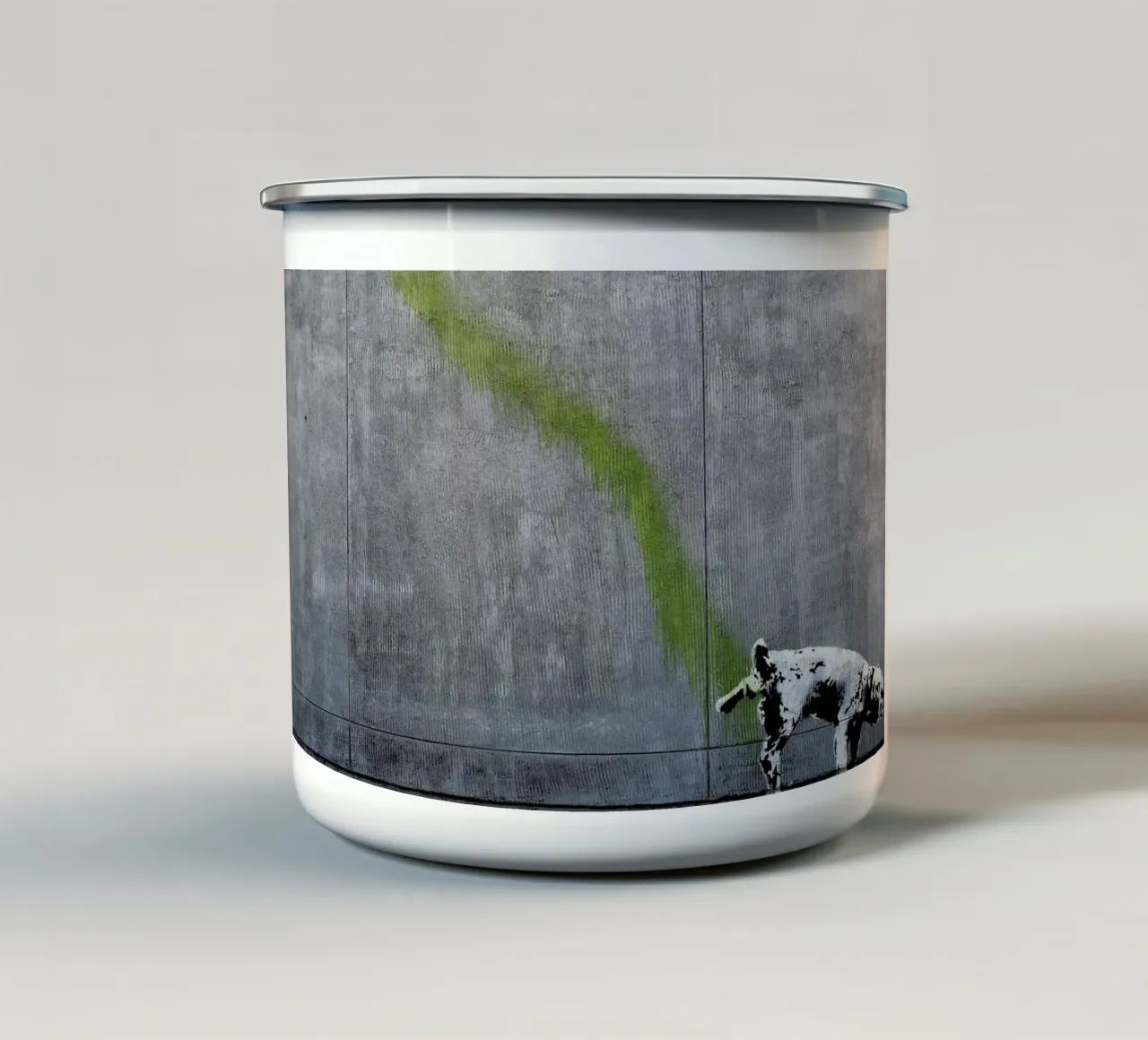 Pissing Dog tazza in smalto da anderm