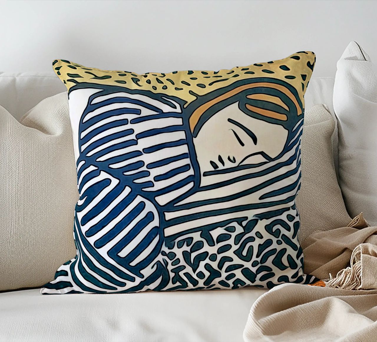 Femme endormie coussin de ZAMART