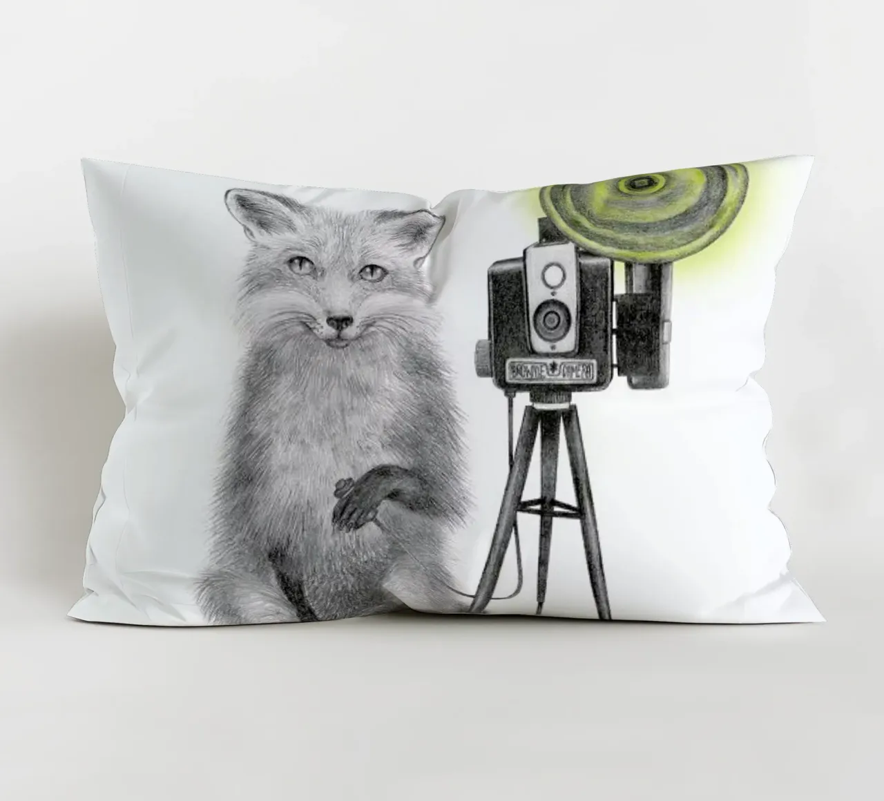 Quinn Bancroft Fox cuscino da Le Canot Rouge