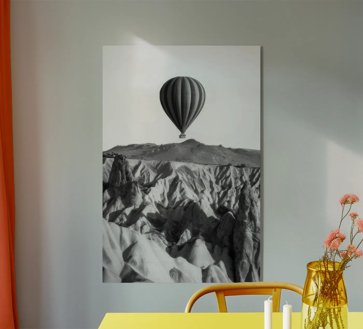 Mongolfiera in bianco e nero plexiglass da Holdgray