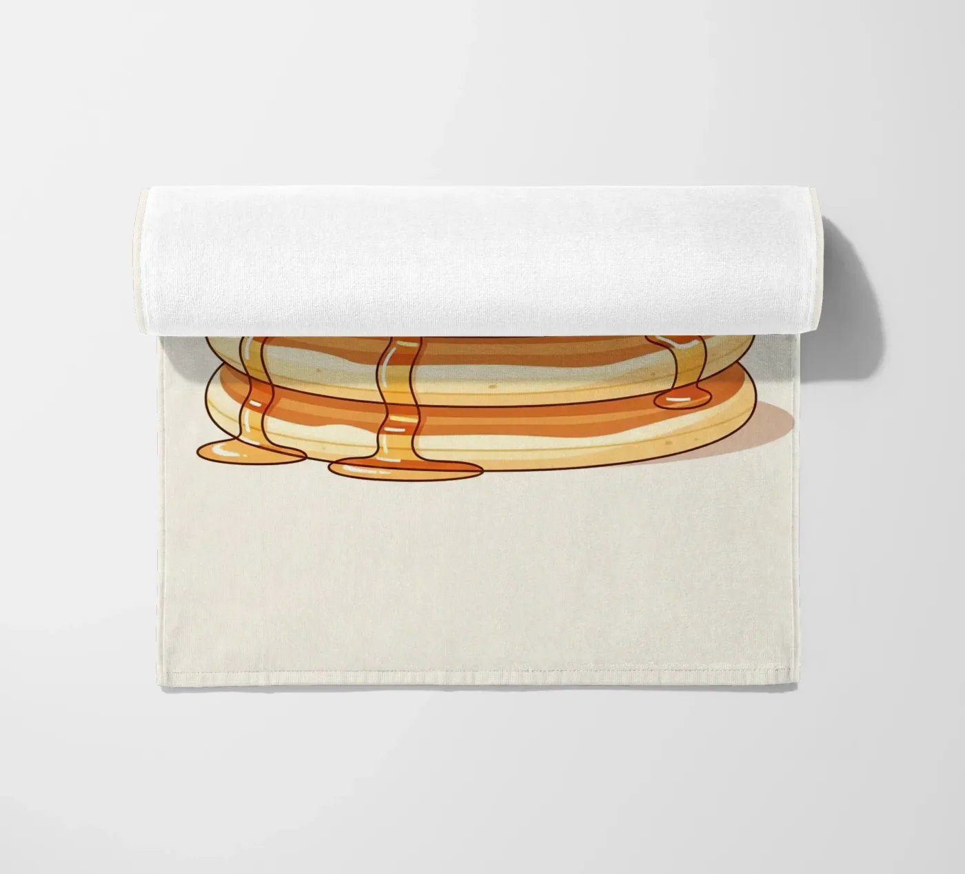 Pannenkoekenstapel met stroop strandhanddoek van FlatPrint Studio