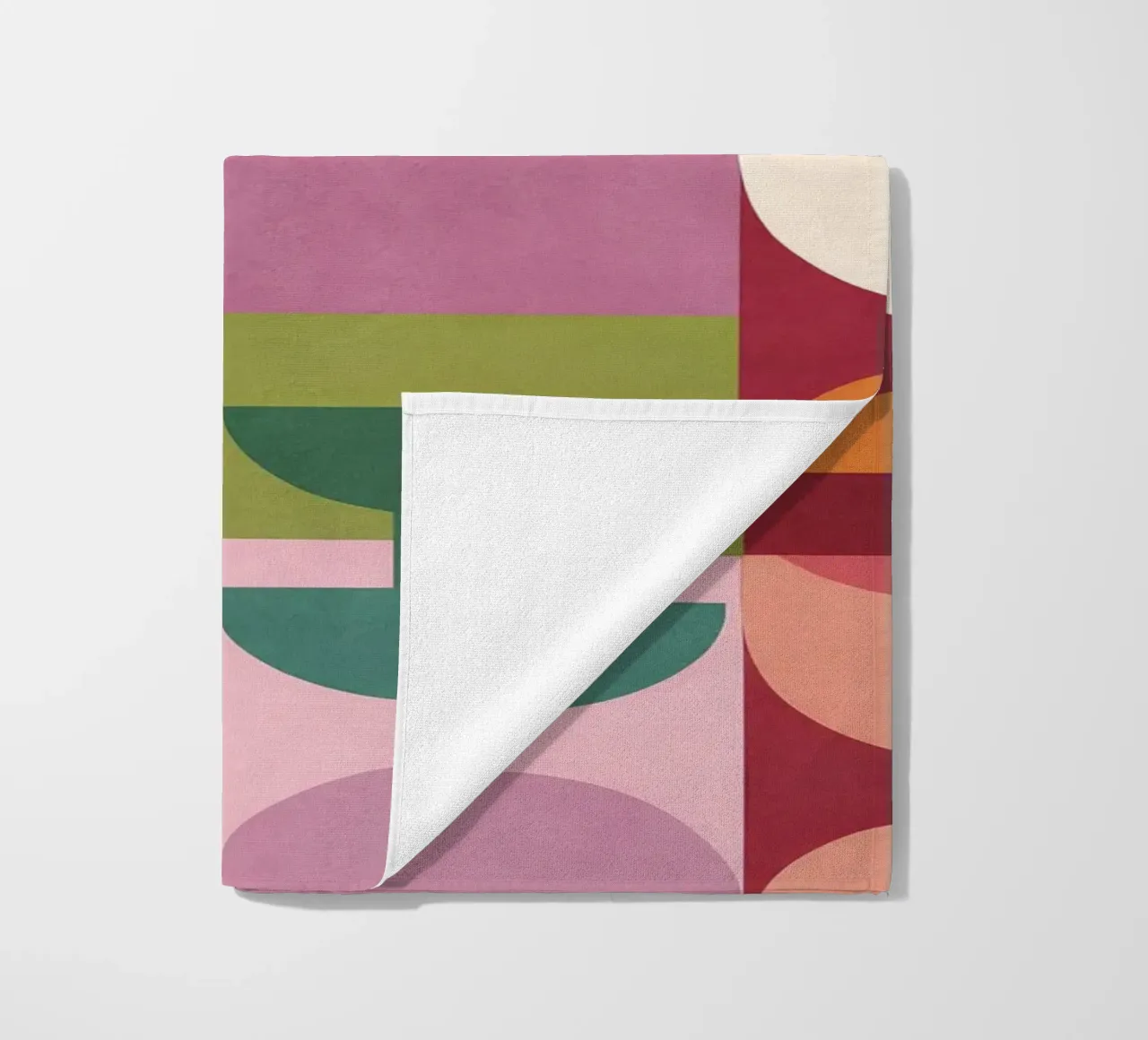 Shape and Color I telo mare da M.A.Z.U.N.