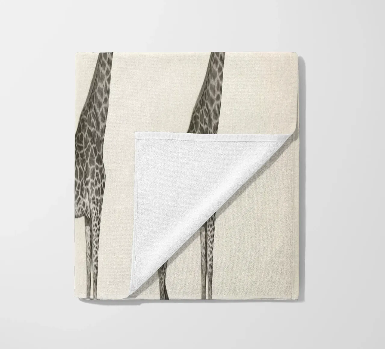 Balancing Act telo mare da Cassia Beck Collage