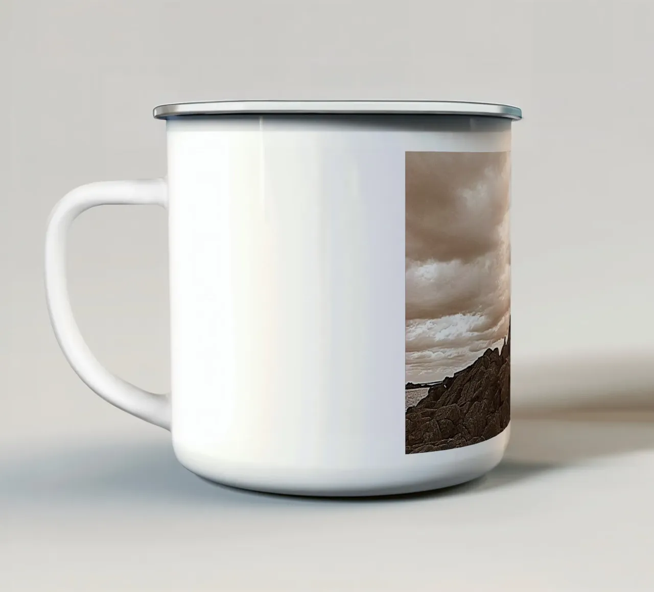 FAA6 tazza in smalto da Thierry vobmann photography