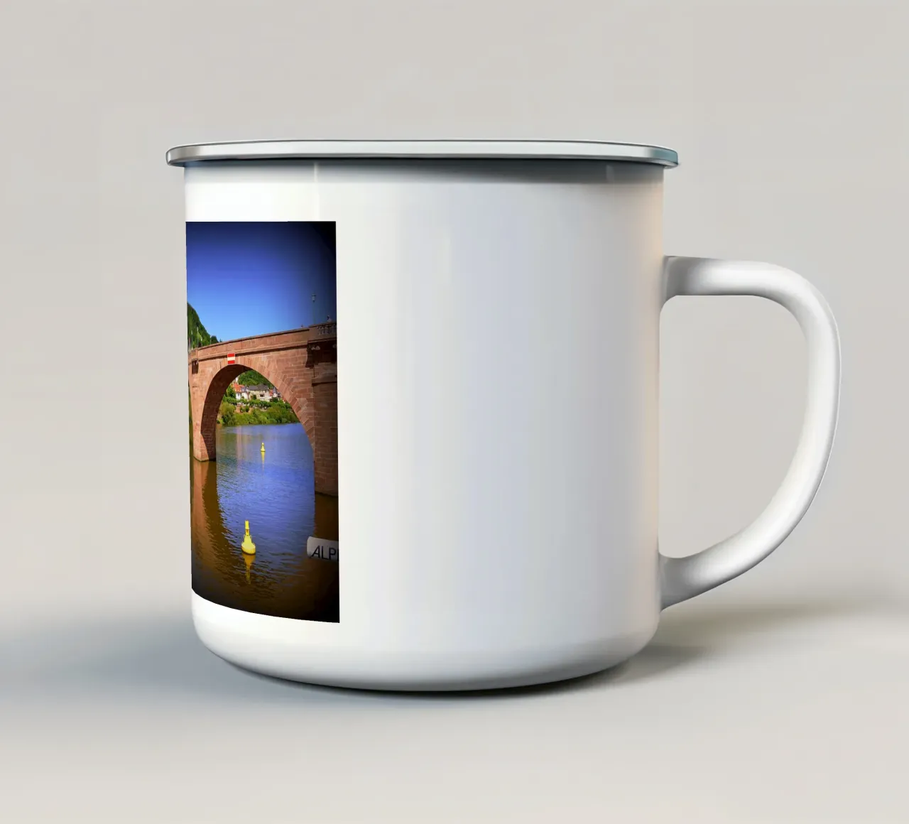 FAA7 tazza in smalto da Thierry vobmann photography