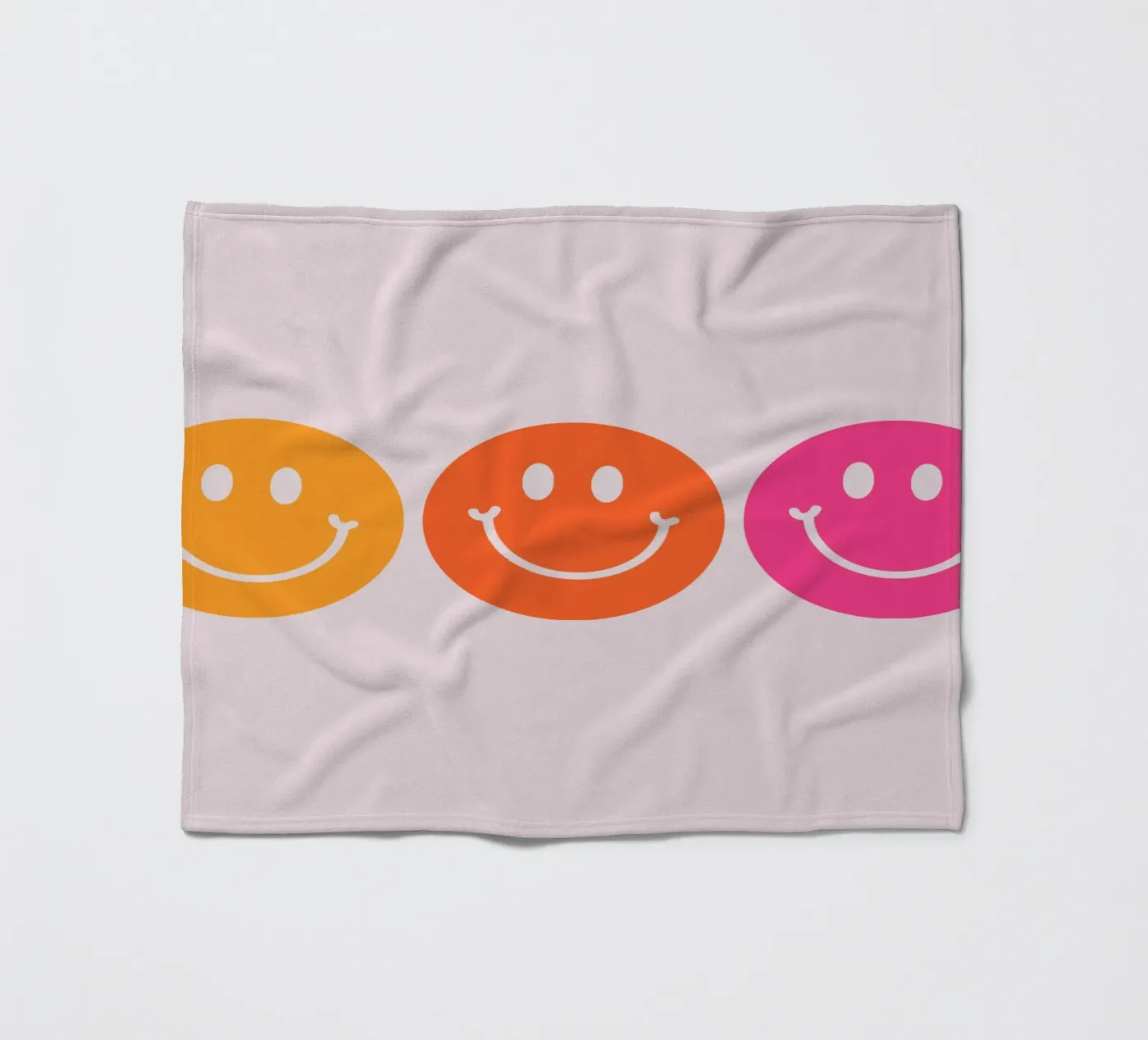 Smiley fleecedeken van CSK DESIGN