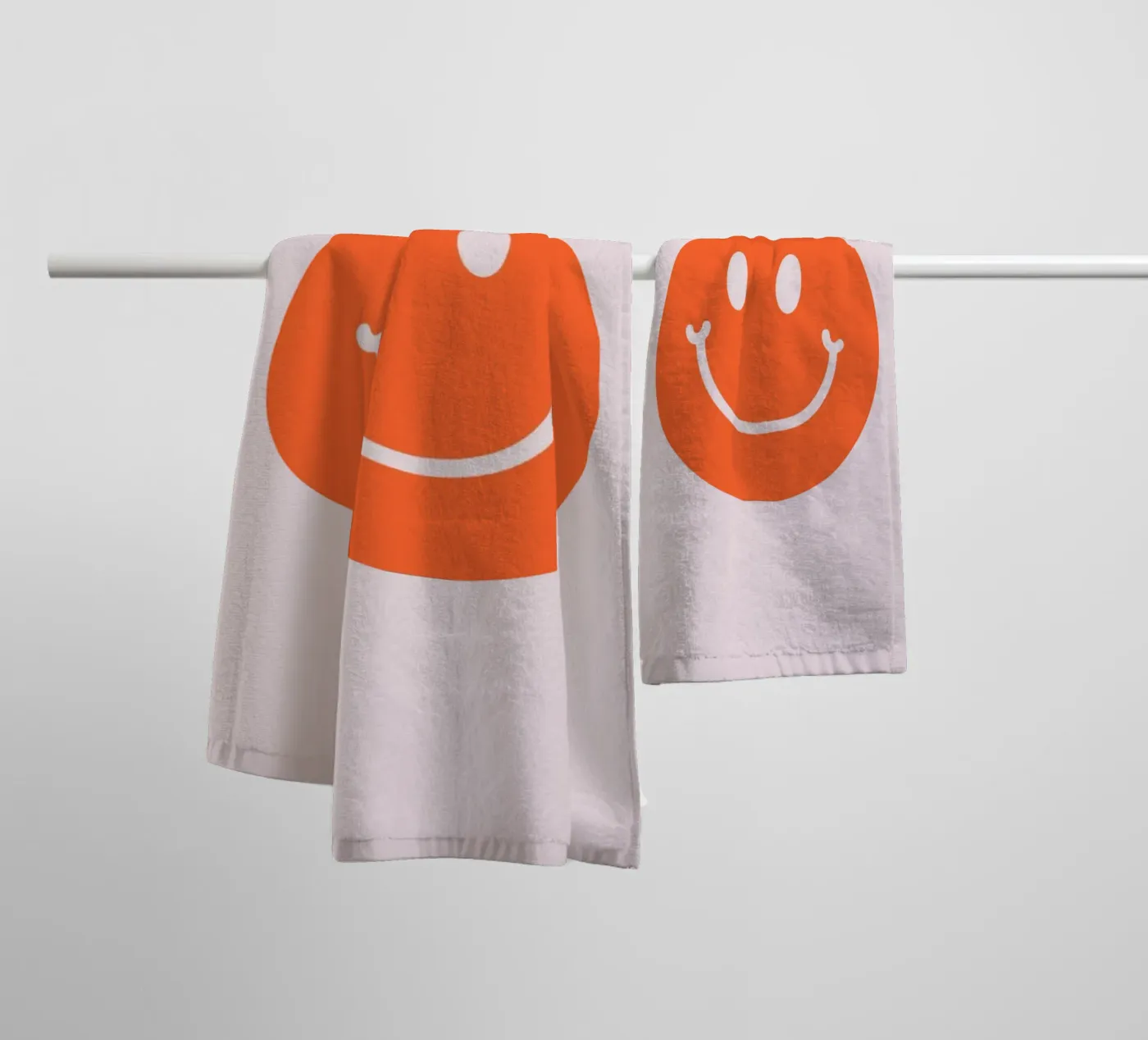 Smiley towel by CSK DESIGN