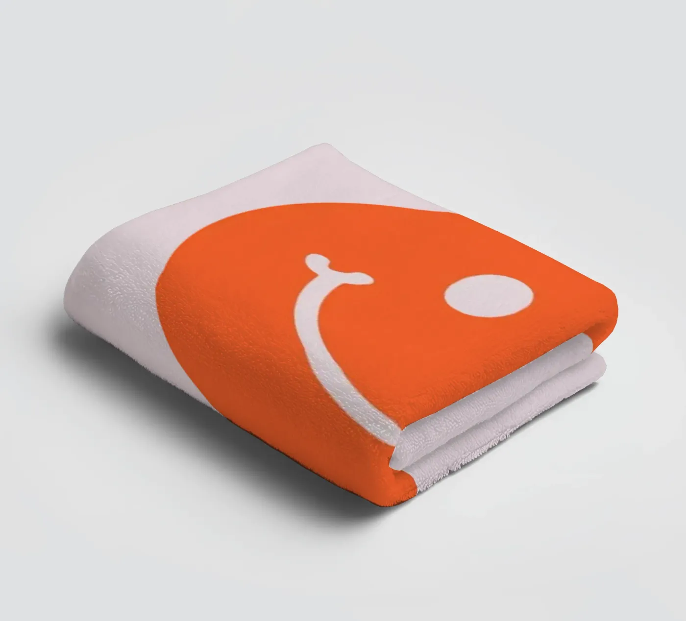 Smiley towel by CSK DESIGN