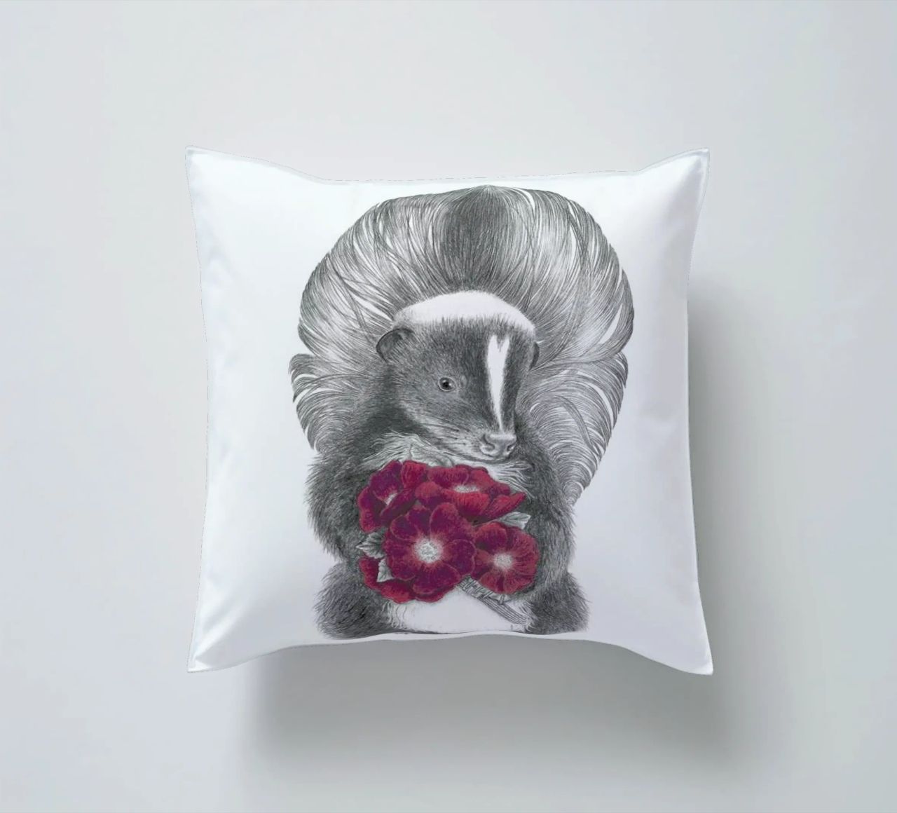 Scruffles Wigglebottom Skunk cuscino da Le Canot Rouge
