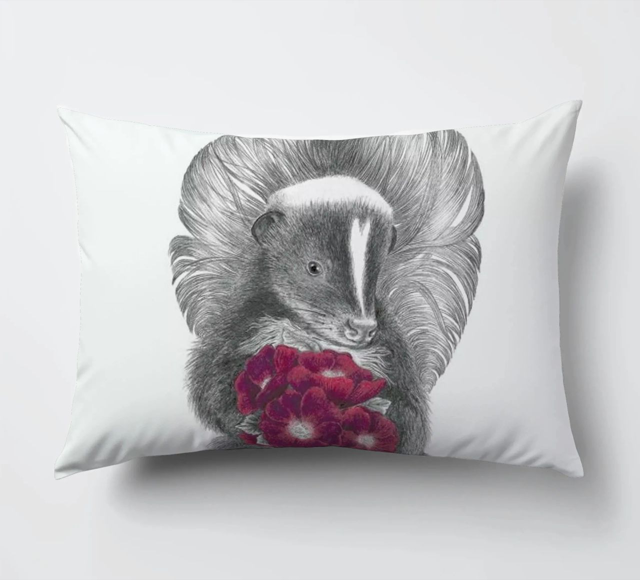 Scruffles Wigglebottom Skunk cuscino da Le Canot Rouge