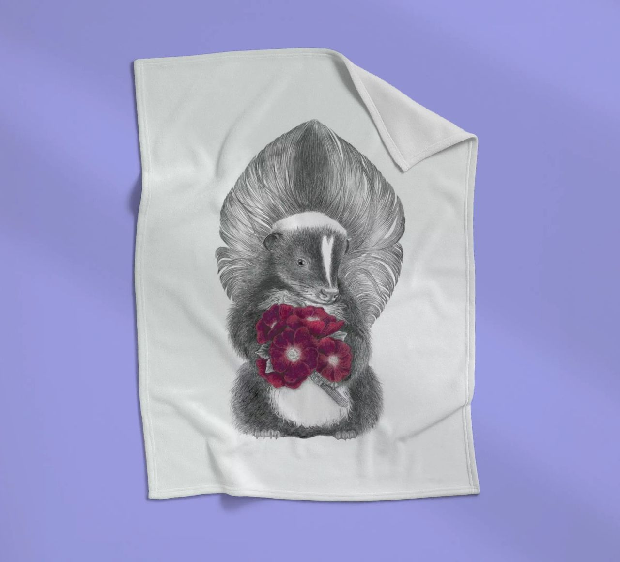 Scruffles Wigglebottom Skunk coperta in pile da Le Canot Rouge