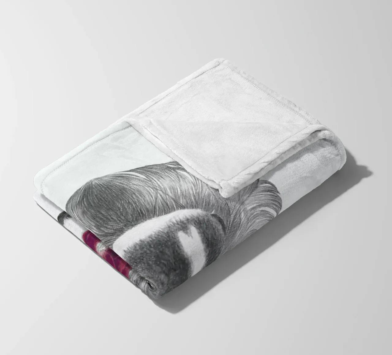 Scruffles Wigglebottom Skunk coperta in pile da Le Canot Rouge