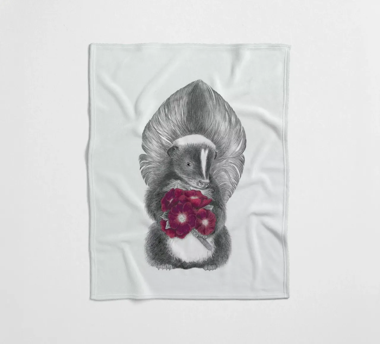 Scruffles Wigglebottom Skunk coperta in pile da Le Canot Rouge