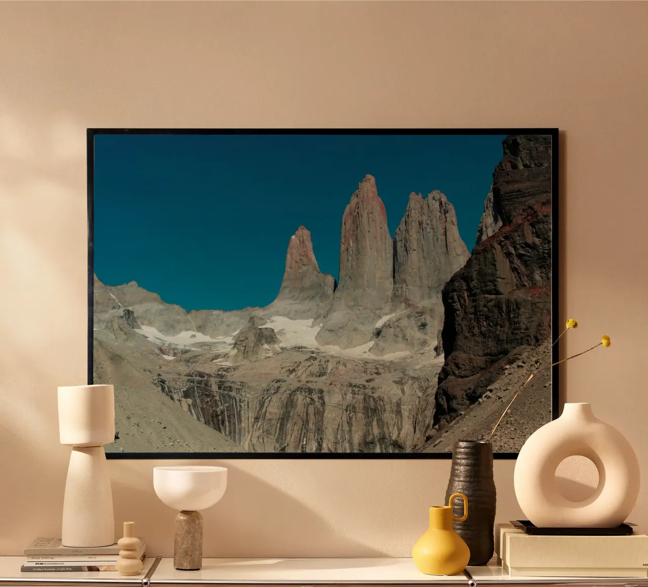 las torres türme in patagonien Poster von travelloop