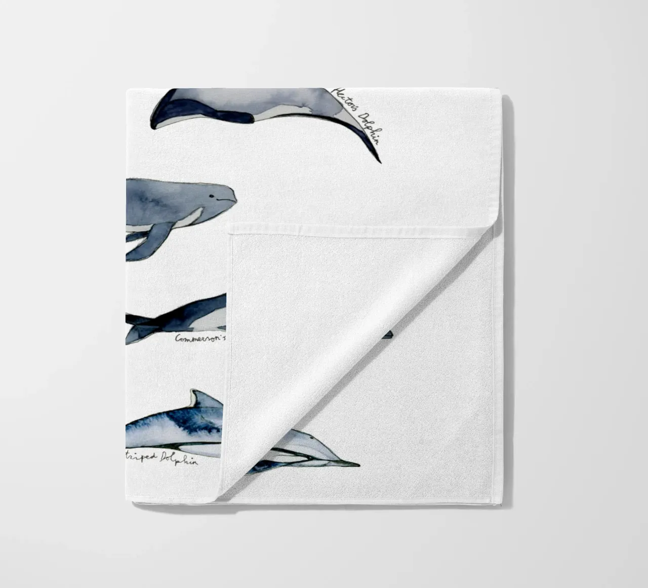 Tipi disegnati a mano di delfini in acquerello: design giocoso telo mare da Studio Patruschka