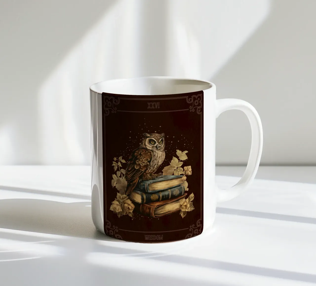 Gufo e libri tazza in ceramica da Luna & Noctua